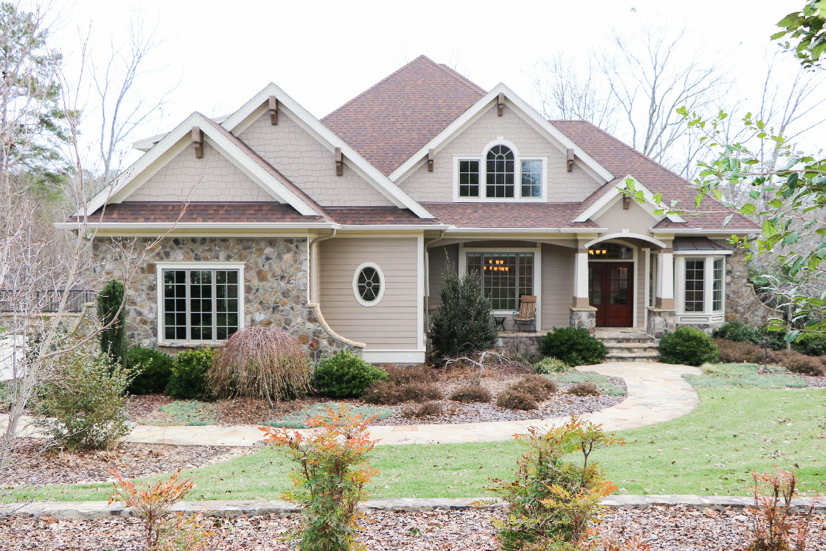 Custom Home – Extensive Trimwork
